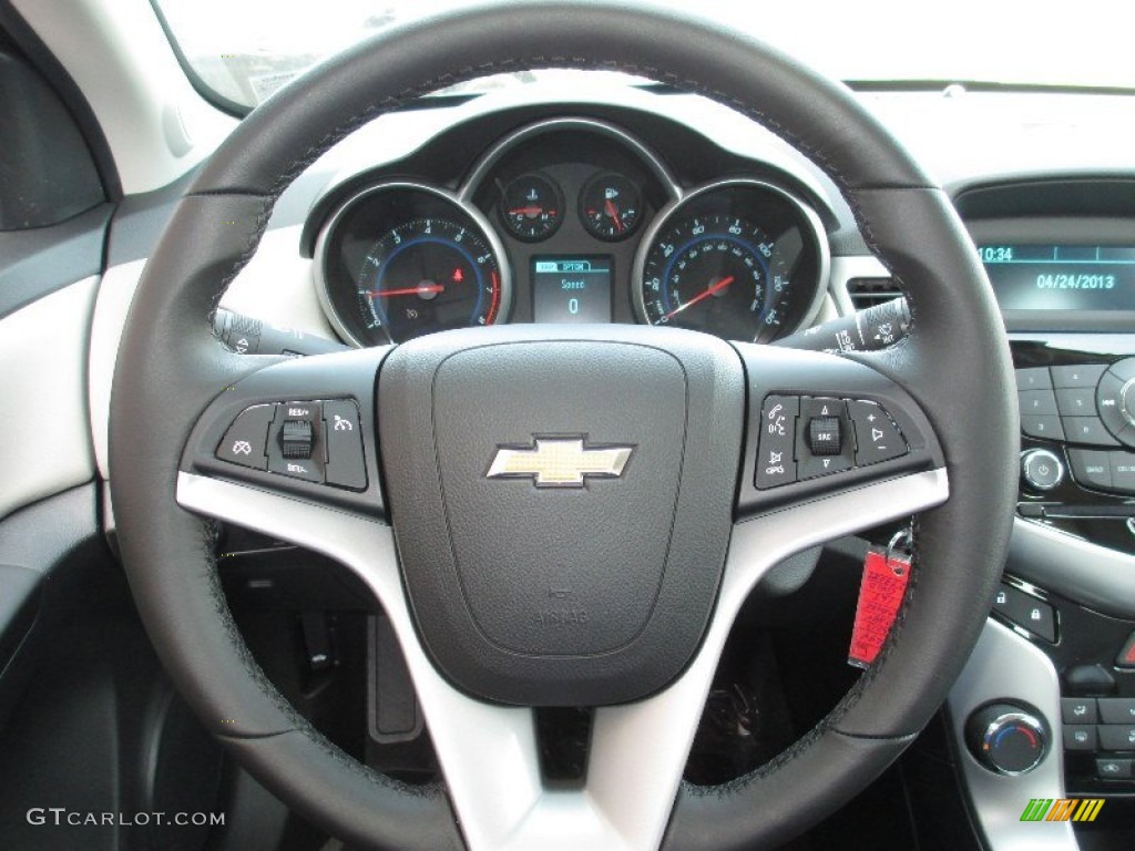 2013 Chevrolet Cruze LT Medium Titanium Steering Wheel Photo #80188626