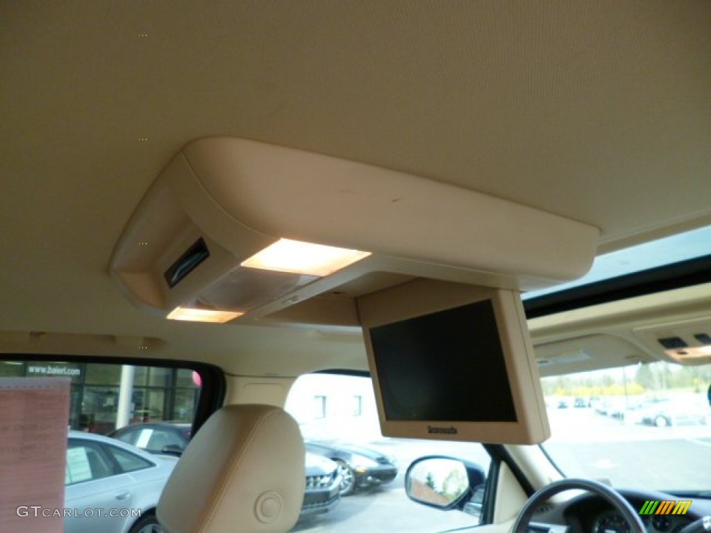 2008 Cadillac Escalade AWD Entertainment System Photos