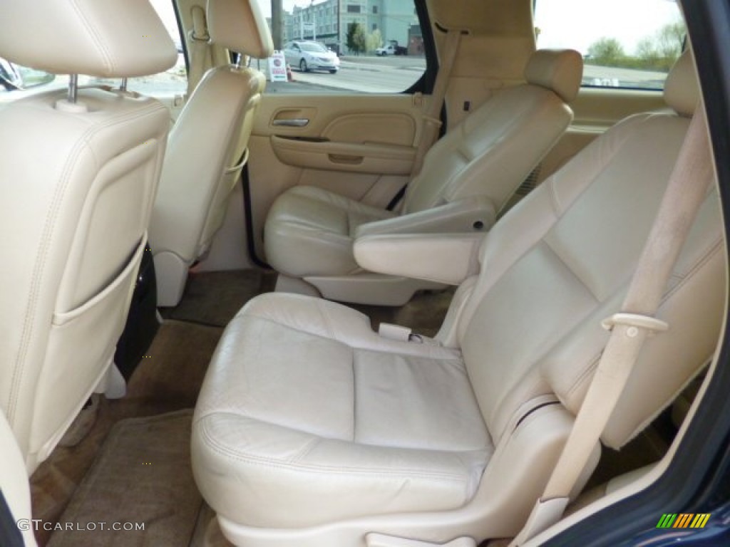 2008 Cadillac Escalade AWD Rear Seat Photo #80197303