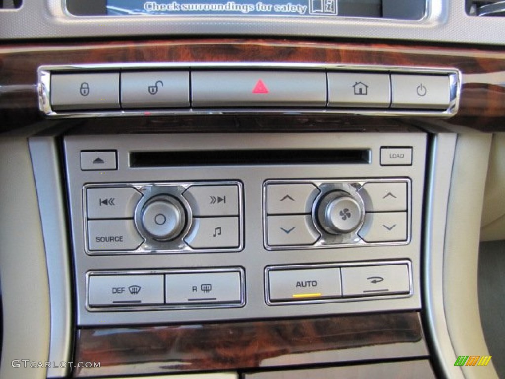 2009 Jaguar XF Supercharged Controls Photo #80197471
