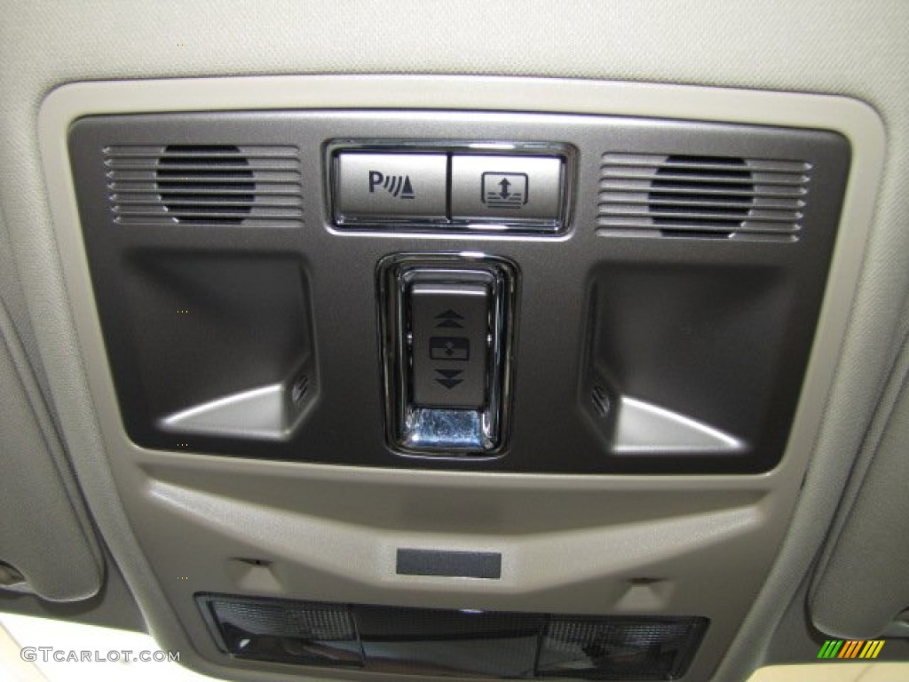 2009 Jaguar XF Supercharged Controls Photos