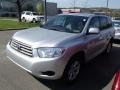 2010 Classic Silver Metallic Toyota Highlander V6 4WD  photo #3