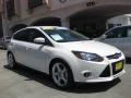 White Platinum Tricoat Metallic - Focus Titanium 5-Door Photo No. 1