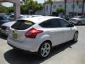 White Platinum Tricoat Metallic - Focus Titanium 5-Door Photo No. 2