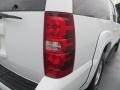 Summit White - Suburban 1500 LT Photo No. 19