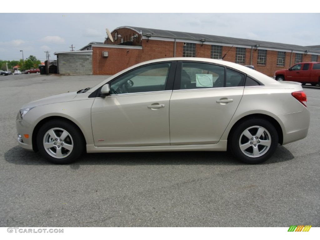 Champagne Silver Metallic 2013 Chevrolet Cruze LT/RS Exterior Photo #80200048