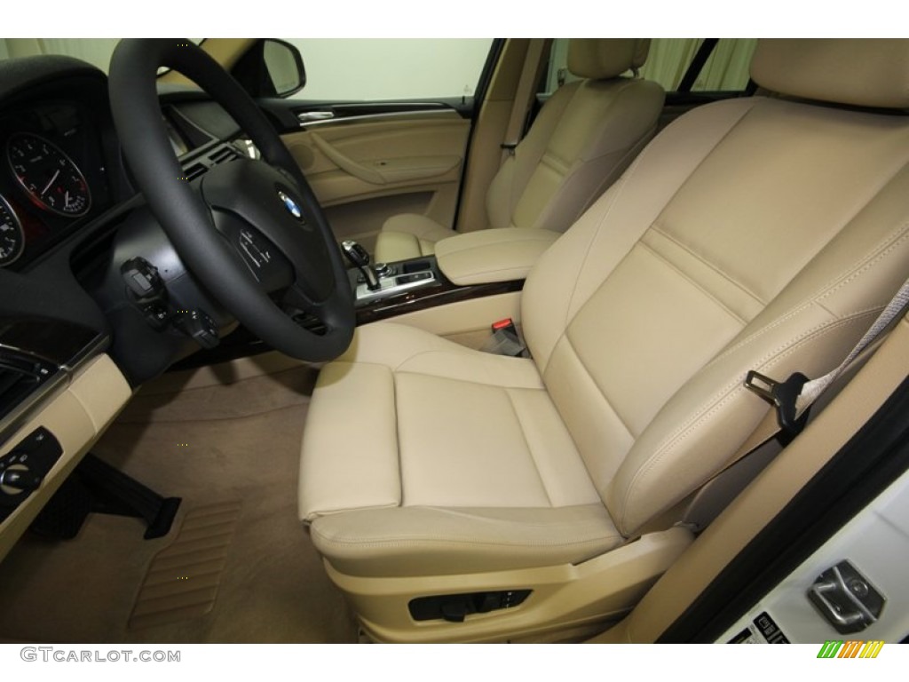 2013 X5 xDrive 35i Premium - Alpine White / Sand Beige photo #3