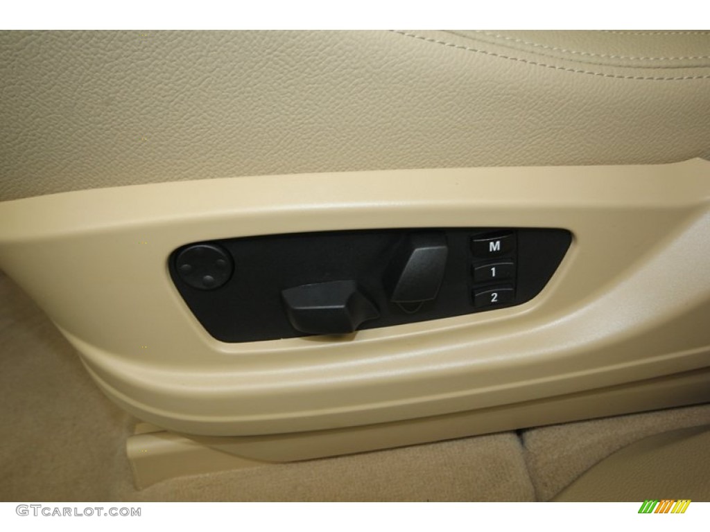 2013 X5 xDrive 35i Premium - Alpine White / Sand Beige photo #15