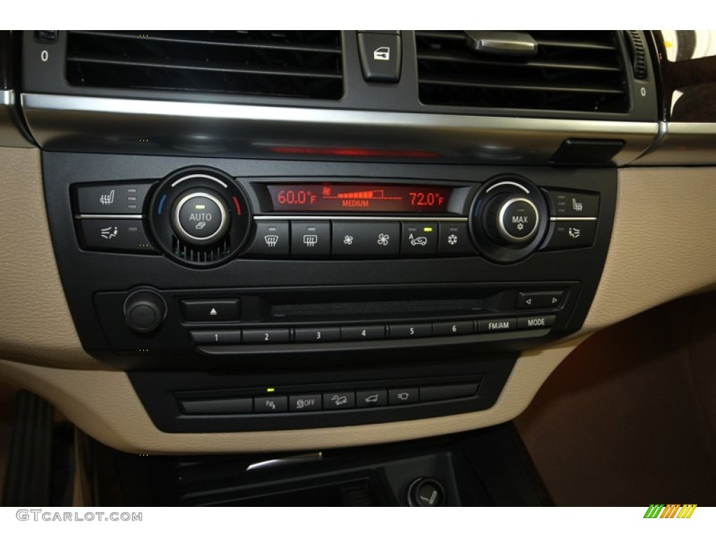 2013 X5 xDrive 35i Premium - Alpine White / Sand Beige photo #20