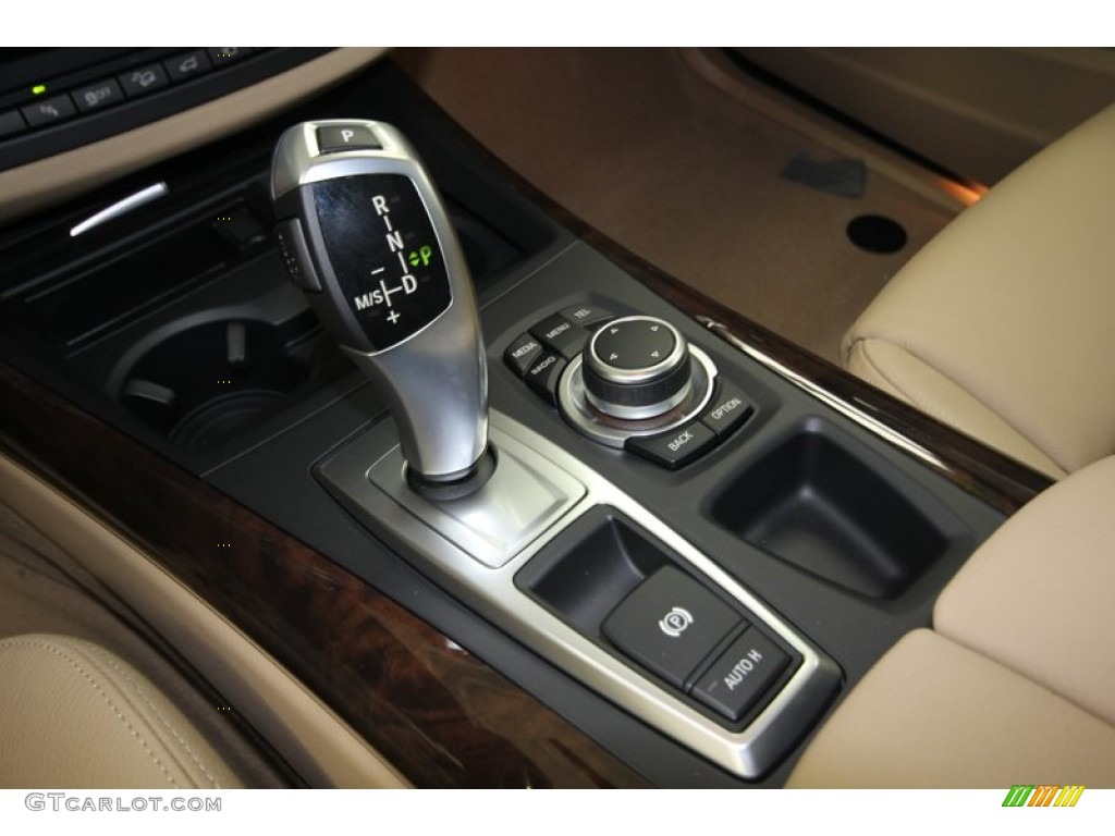 2013 X5 xDrive 35i Premium - Alpine White / Sand Beige photo #21