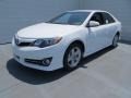 Super White - Camry SE Photo No. 9