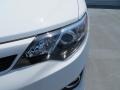 Super White - Camry SE Photo No. 11