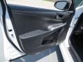 Super White - Camry SE Photo No. 22