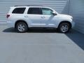 Super White - Sequoia SR5 Photo No. 3