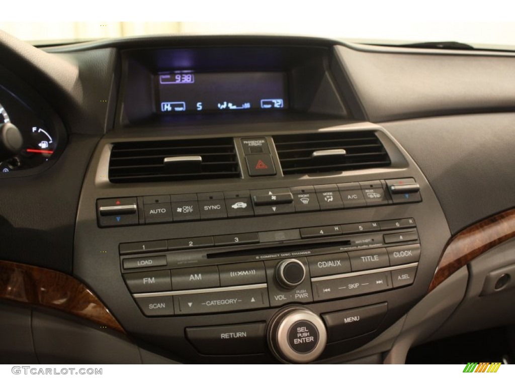 2011 Honda Accord EX-L V6 Sedan Controls Photos