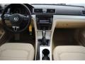 Candy White - Passat 2.5L SE Photo No. 23