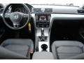 Candy White - Passat 2.5L SE Photo No. 23