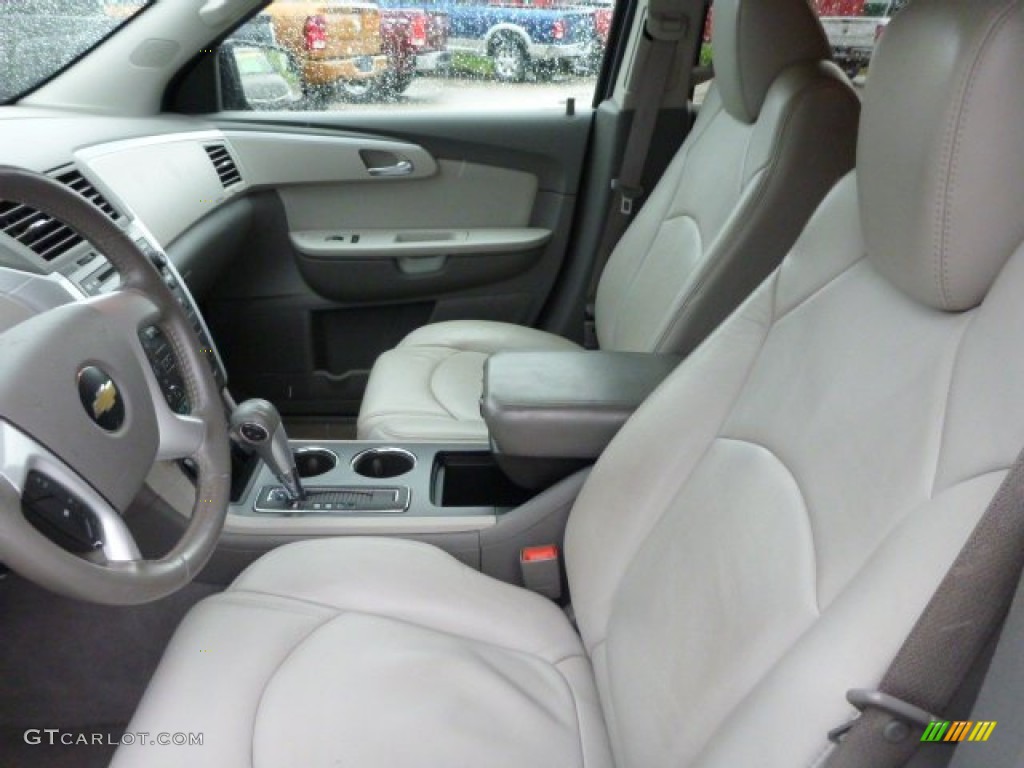 Dark Gray/Light Gray Interior 2010 Chevrolet Traverse LT AWD Photo #80211199