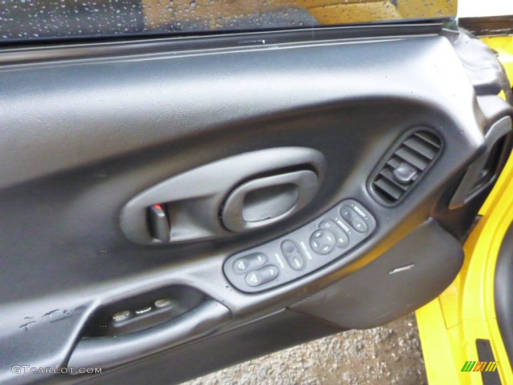 2000 Chevrolet Corvette Coupe Black Door Panel Photo #80212234