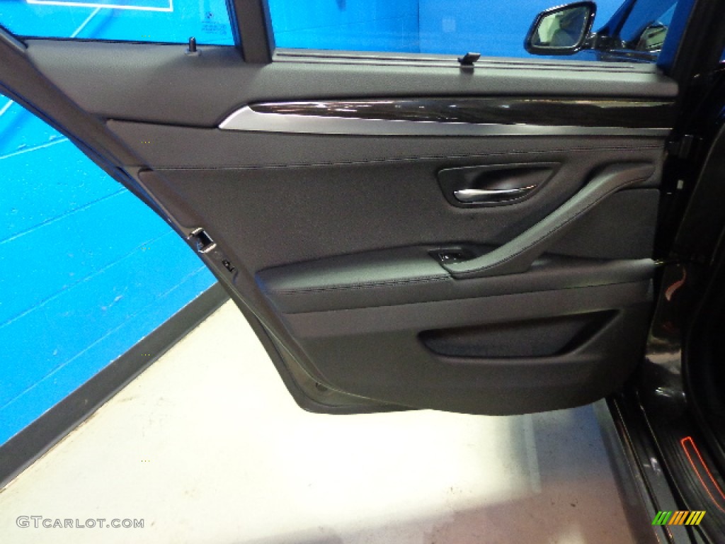 2012 5 Series 550i xDrive Sedan - Dark Graphite Metallic II / Black photo #32