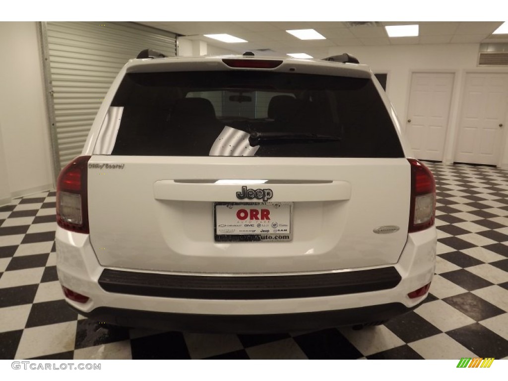 2014 Compass Latitude - Bright White / Dark Slate Gray photo #6