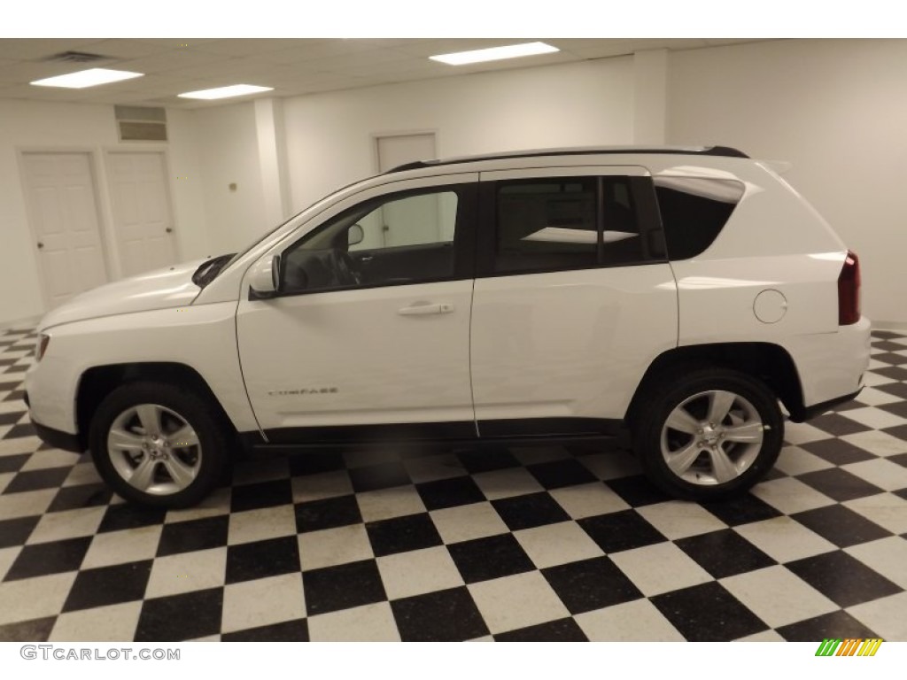 2014 Compass Latitude - Bright White / Dark Slate Gray photo #8