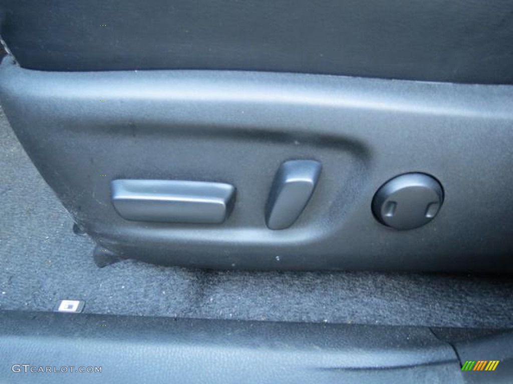 2013 RAV4 Limited - Black / Black photo #9