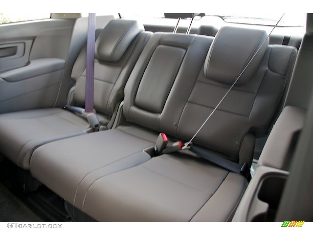 2013 Honda Odyssey Touring Elite Interior Color Photos