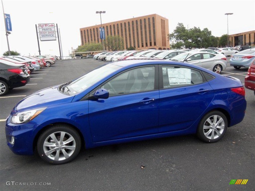 2013 Accent GLS 4 Door - Marathon Blue / Gray photo #4