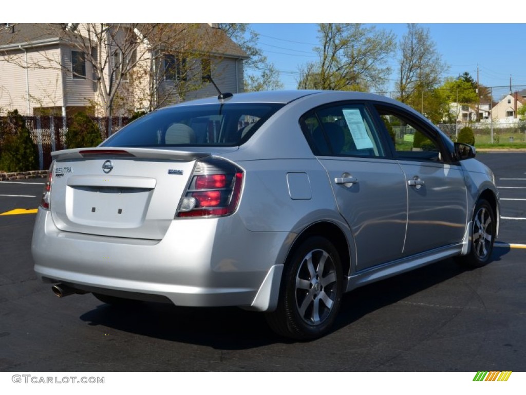 2012 Sentra 2.0 SR - Brilliant Silver Metallic / Charcoal photo #7