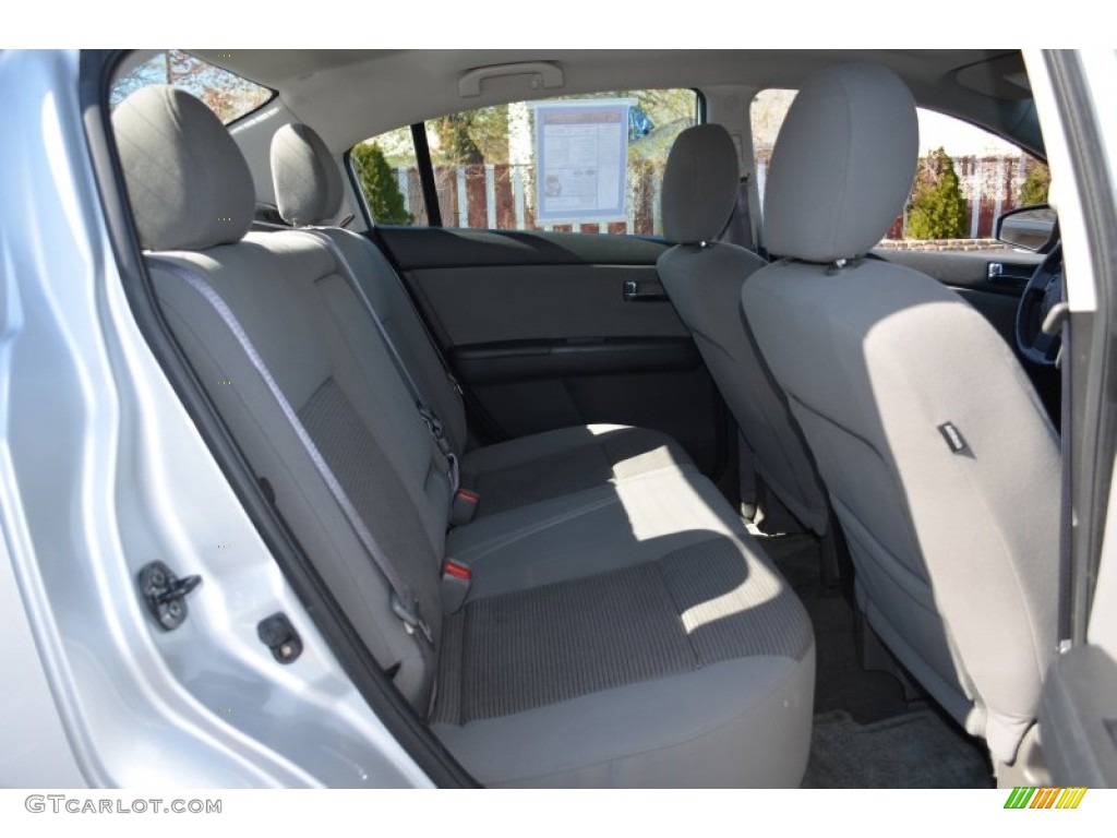 2012 Sentra 2.0 SR - Brilliant Silver Metallic / Charcoal photo #13