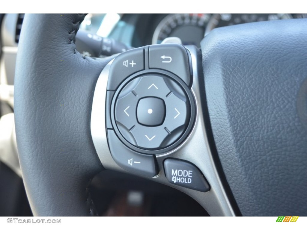 2013 Camry SE - Super White / Black/Ash photo #18