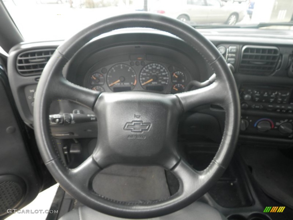 2002 Blazer LS 4x4 - Forest Green Metallic / Graphite photo #5