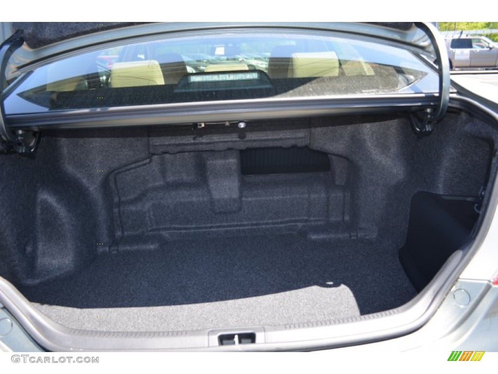 2013 Camry Hybrid XLE - Cypress Green Metallic / Ivory photo #7