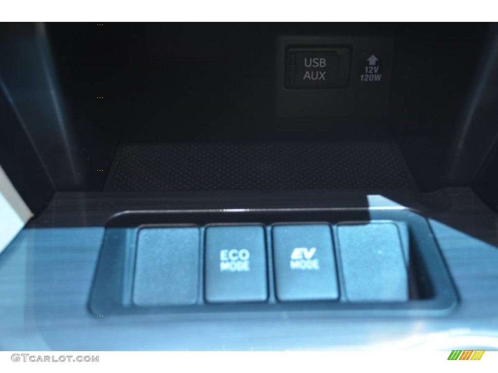 2013 Camry Hybrid XLE - Cypress Green Metallic / Ivory photo #16