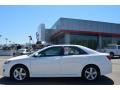 Super White - Camry SE Photo No. 2