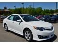 Super White - Camry SE Photo No. 3