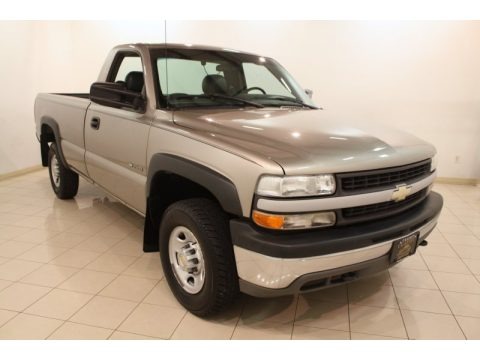 2001 Chevrolet Silverado 2500HD Regular Cab Data, Info and Specs