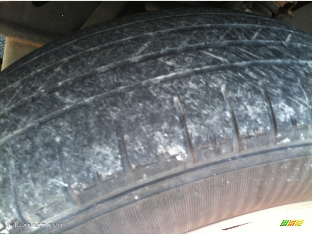 2002 Explorer XLT 4x4 - Black Clearcoat / Midnight Grey photo #2