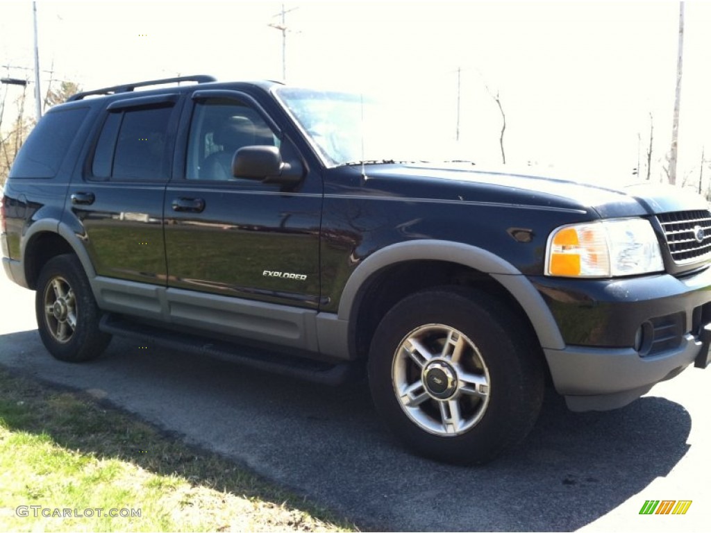 2002 Explorer XLT 4x4 - Black Clearcoat / Midnight Grey photo #4