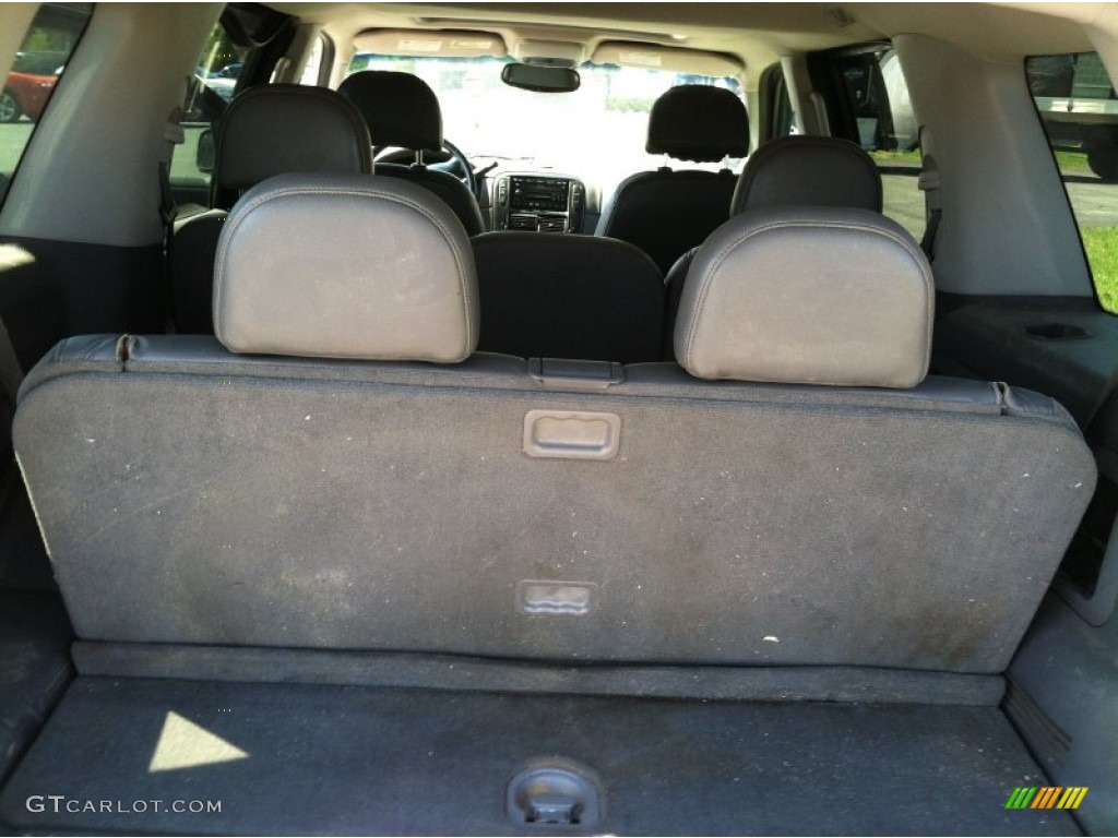 2002 Explorer XLT 4x4 - Black Clearcoat / Midnight Grey photo #7