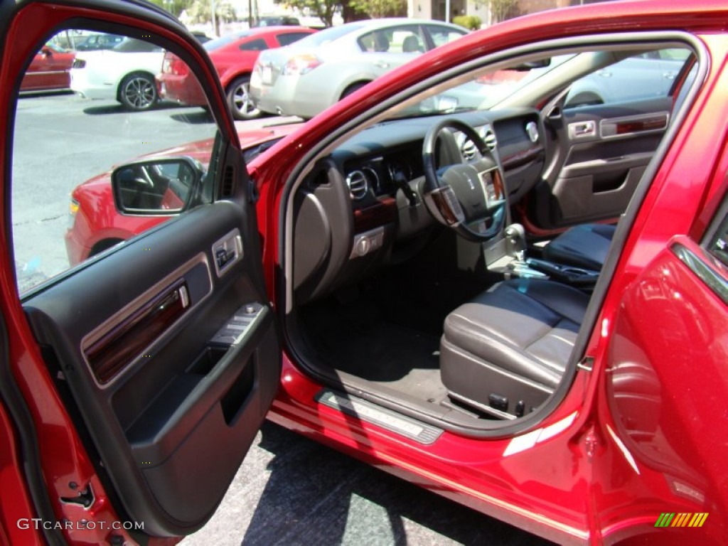 2008 MKZ Sedan - Vivid Red Metallic / Dark Charcoal photo #9