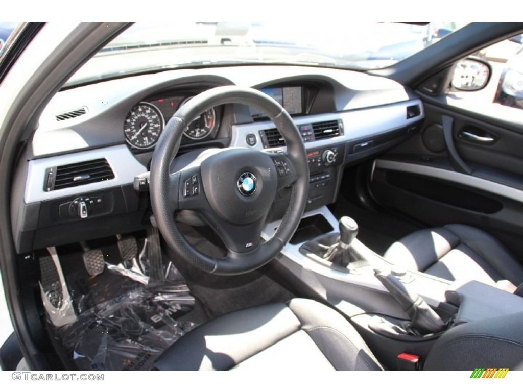 2011 3 Series 335i xDrive Sedan - Alpine White / Black photo #10