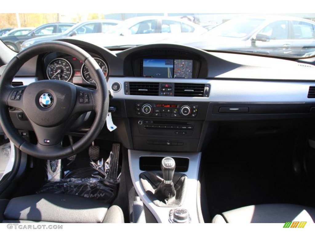 2011 3 Series 335i xDrive Sedan - Alpine White / Black photo #13