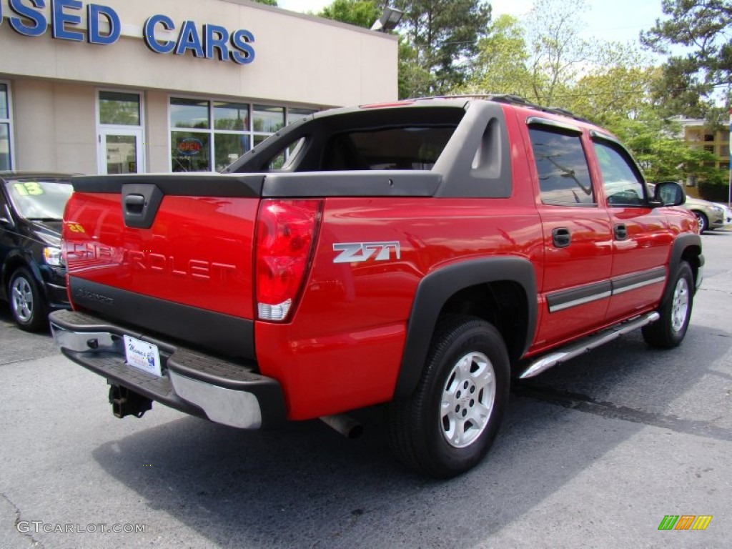 2004 Avalanche 1500 Z71 4x4 - Victory Red / Dark Charcoal photo #8