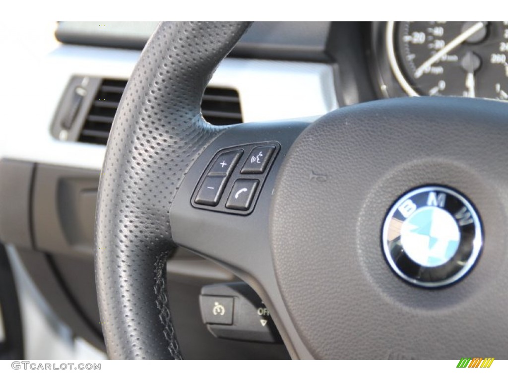 2011 3 Series 335i xDrive Sedan - Alpine White / Black photo #17