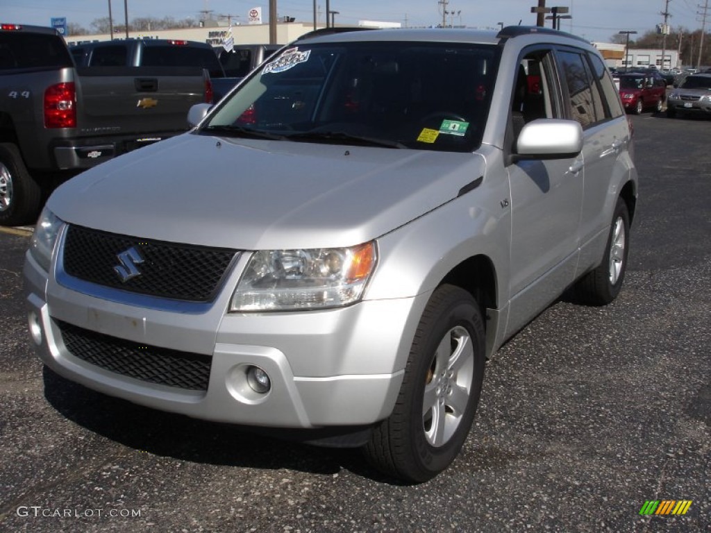2006 Grand Vitara 4x4 - Silky Silver Metallic / Black photo #1