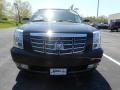 Black Raven - Escalade Luxury AWD Photo No. 2