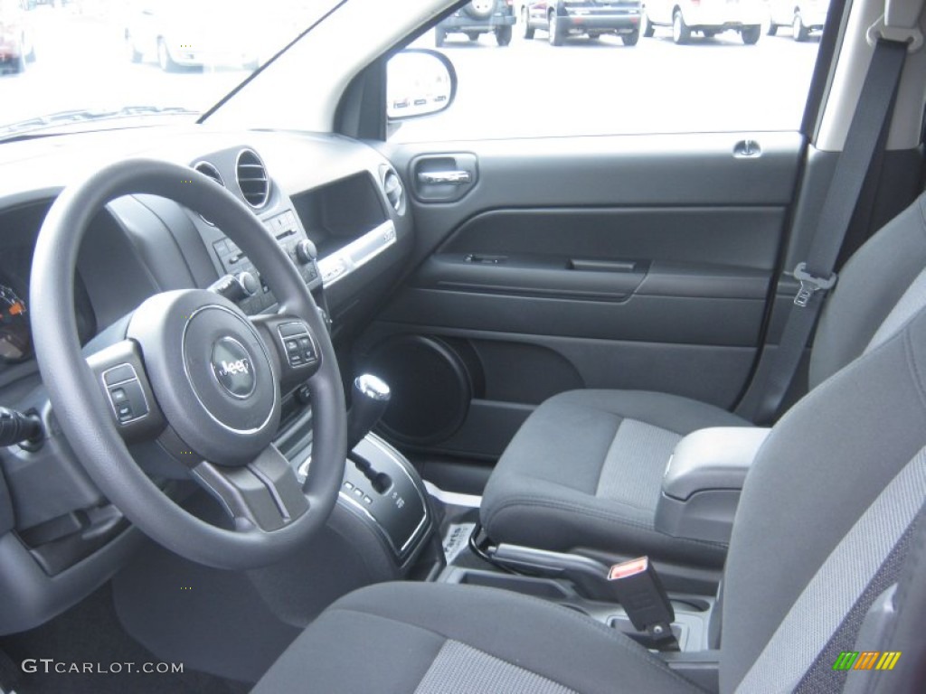 Dark Slate Gray Interior 2014 Jeep Compass Sport Photo #80246952