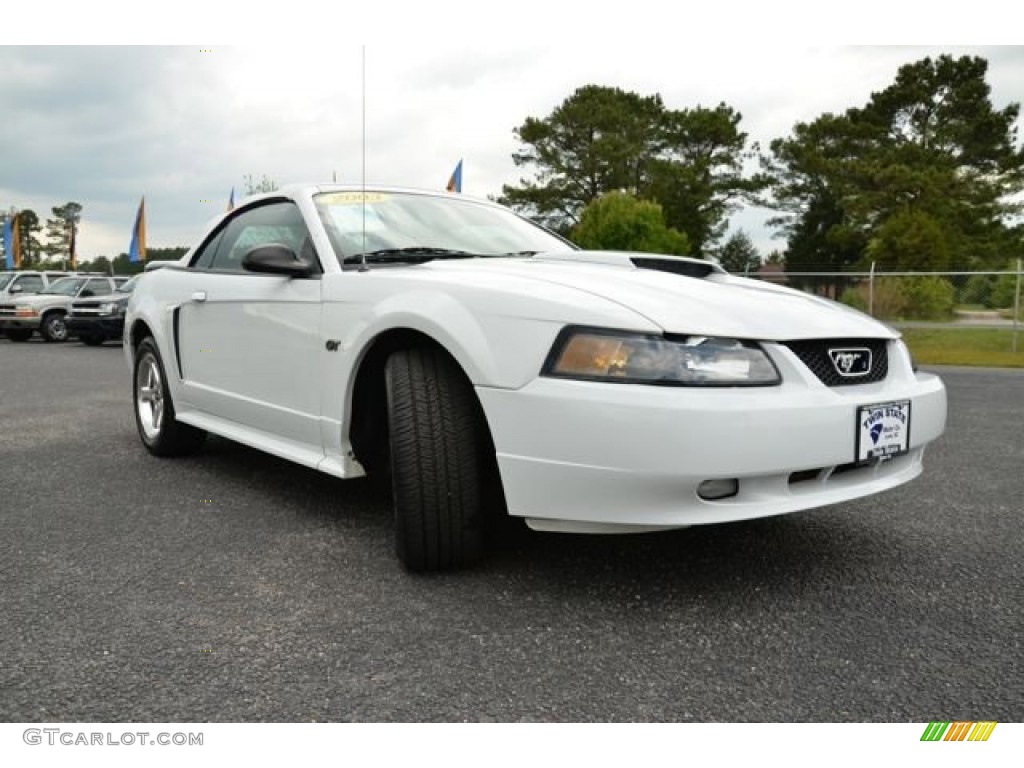 2003 Mustang GT Convertible - Oxford White / Ivory White photo #3